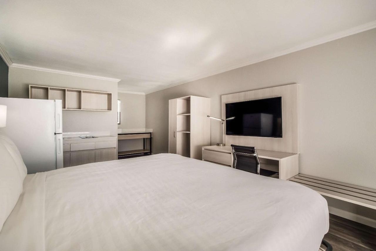 Mainstay Suites Florencie Exteriér fotografie