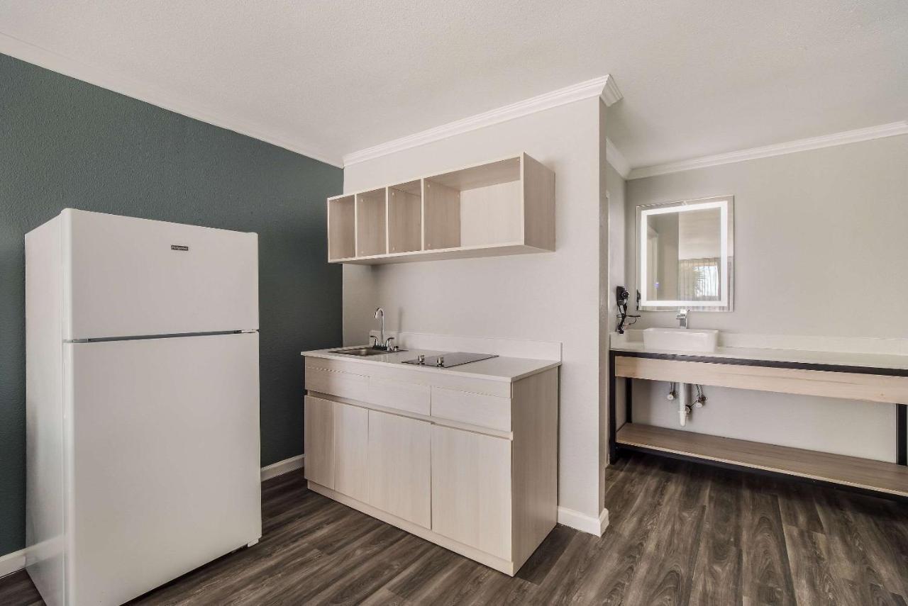 Mainstay Suites Florencie Exteriér fotografie
